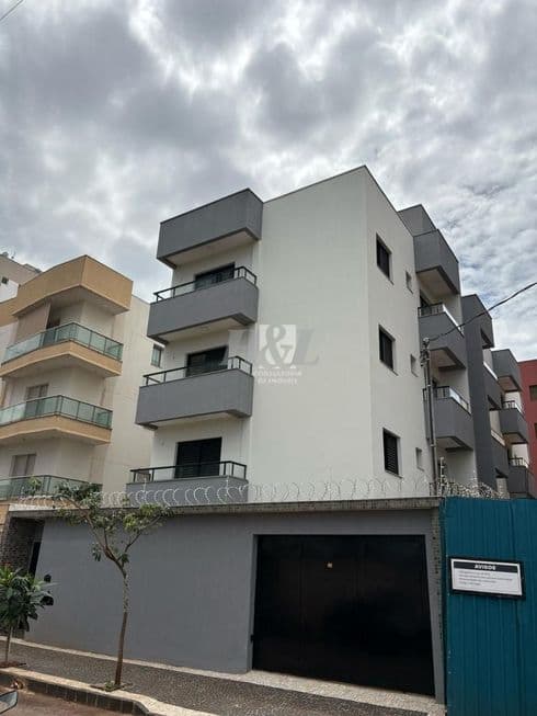 Apartamento para vender no Patrimonio image 1